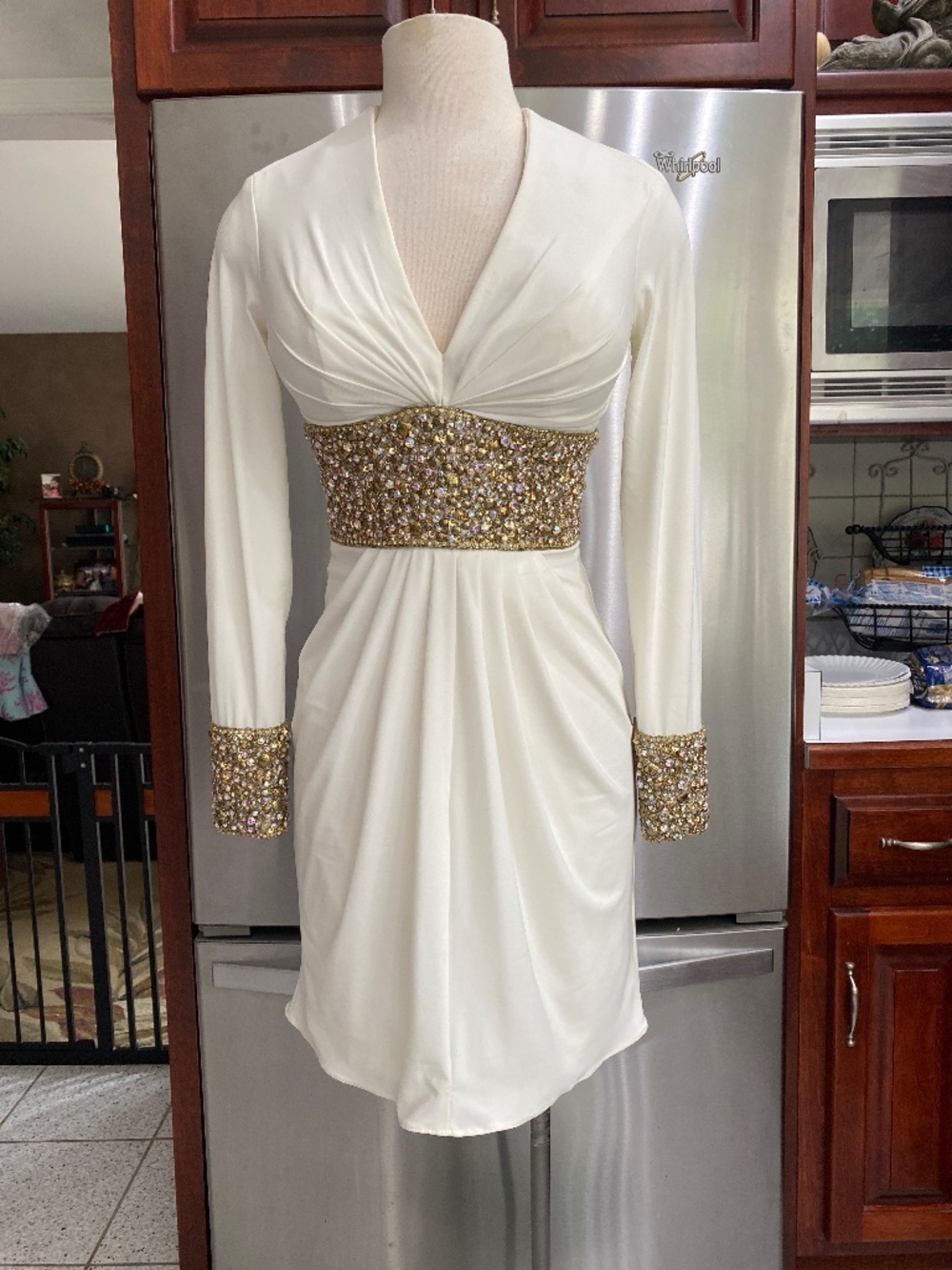 Mac Duggal off white gold beaded crystal long sleeve dress sz 2